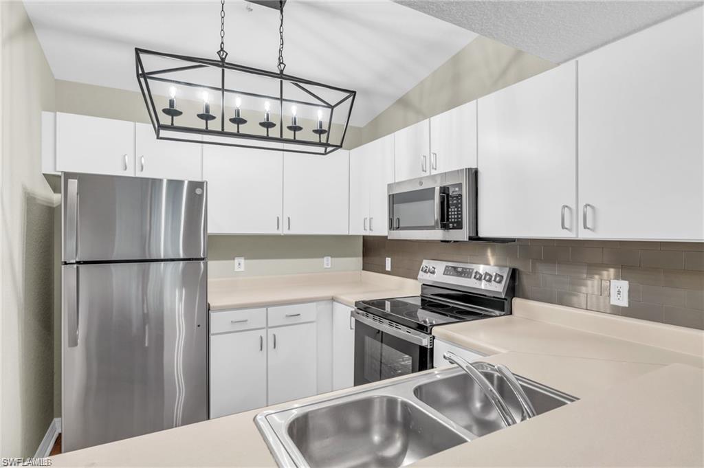 KEY ROYAL CONDOMINIUMS - Residential