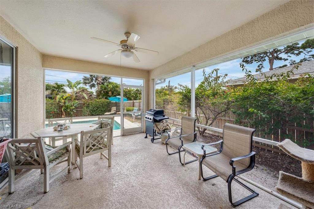 NAPLES PARK - Residential