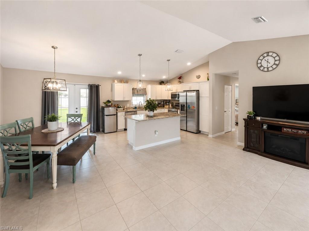 PORT CHARLOTTE - Residential