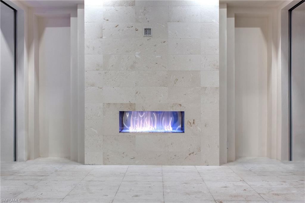 PARK SHORE - Residential