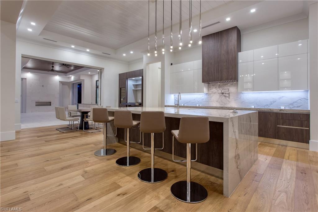 PARK SHORE - Residential