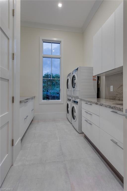 PARK SHORE - Residential