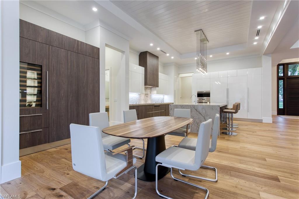 PARK SHORE - Residential