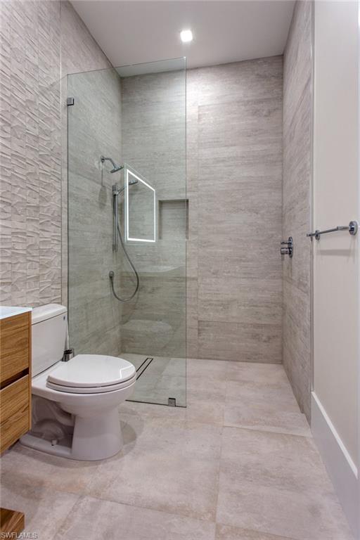 PARK SHORE - Residential