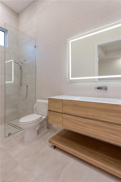 PARK SHORE - Residential