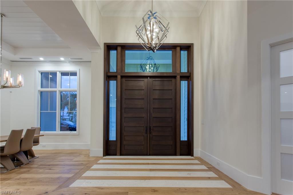 PARK SHORE - Residential