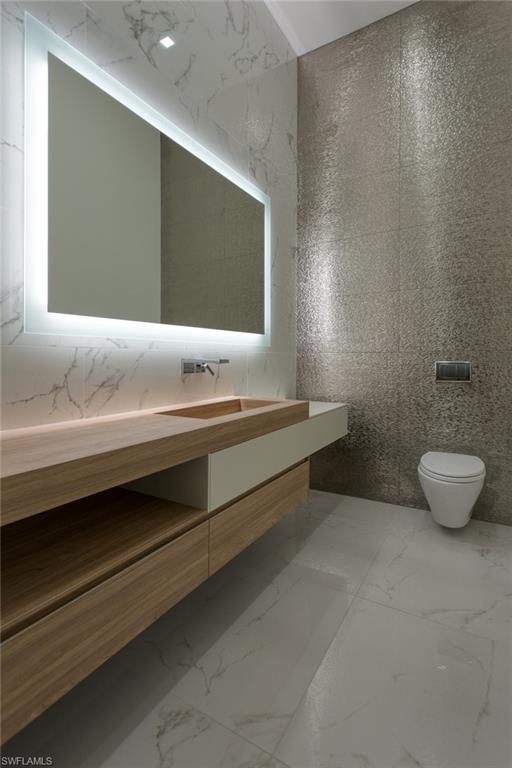 PARK SHORE - Residential