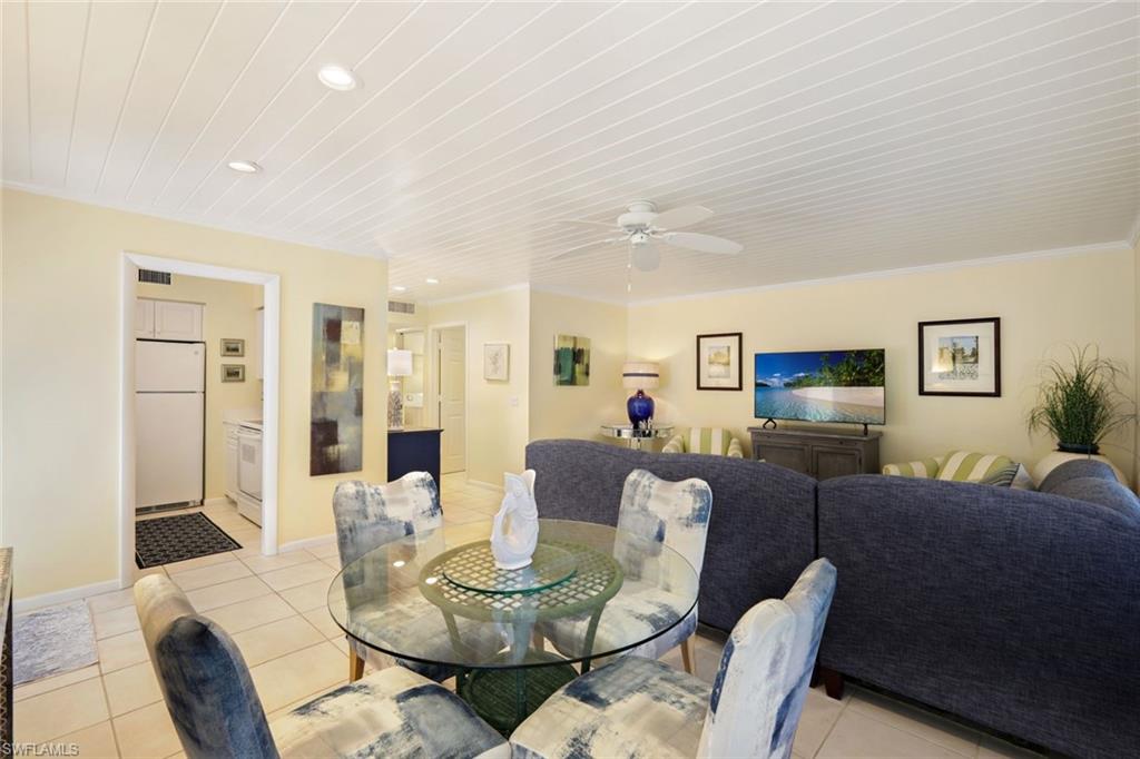 BEACH BREEZE - Residential Lease