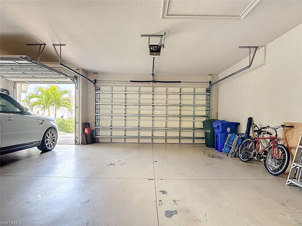 THE ENCLAVE - Residential