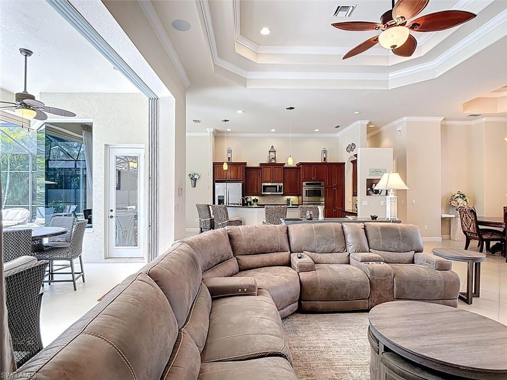 THE ENCLAVE - Residential