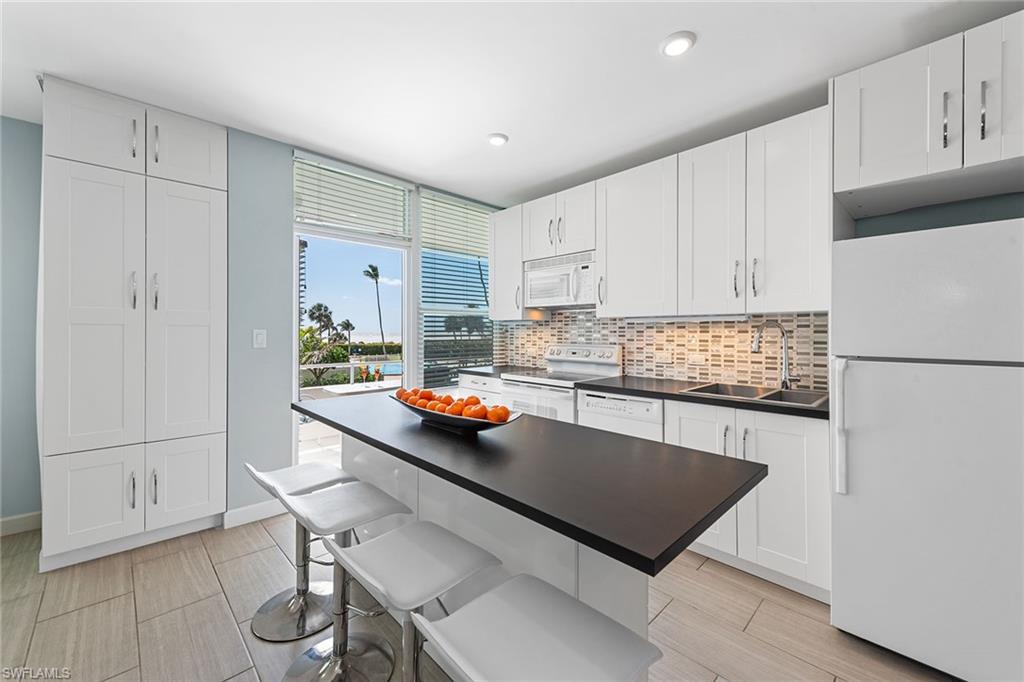 SUNSET HOUSE - Residential