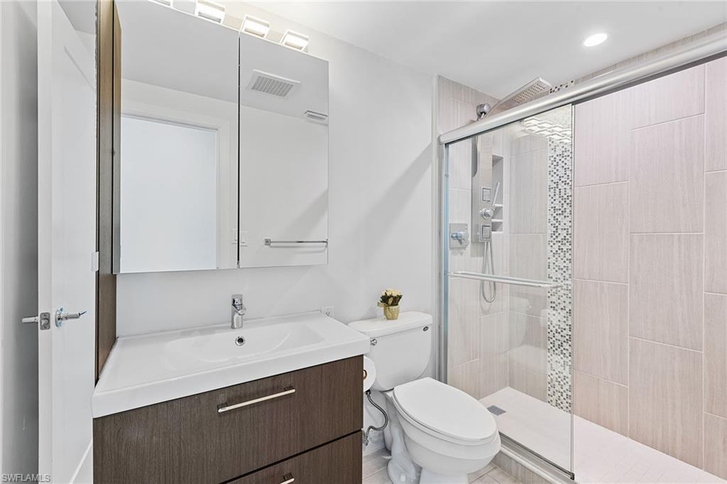 SUNSET HOUSE - Residential