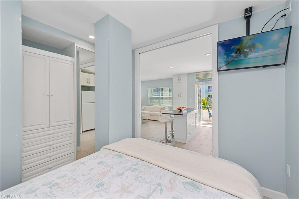 SUNSET HOUSE - Residential