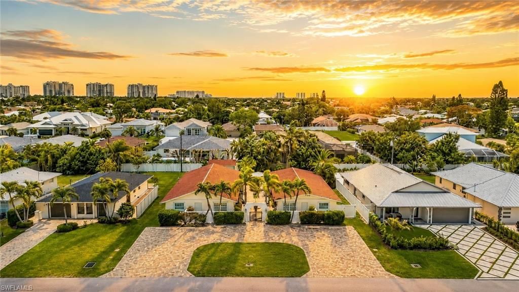 Photo of 559 105th AVE N, NAPLES, FL 34108 (MLS # 226020914)