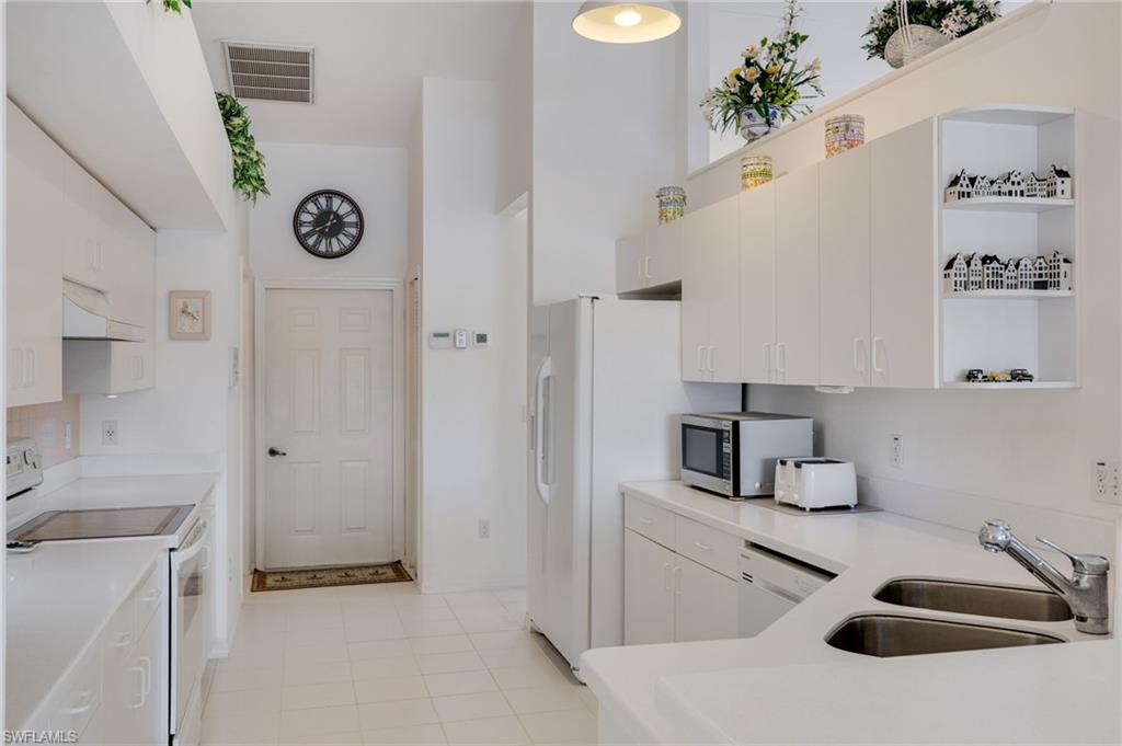 CROWN POINTE EAST - Residential