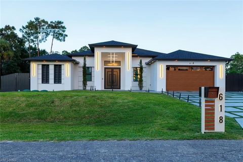 618 North AVE LEHIGH ACRES FL 33972