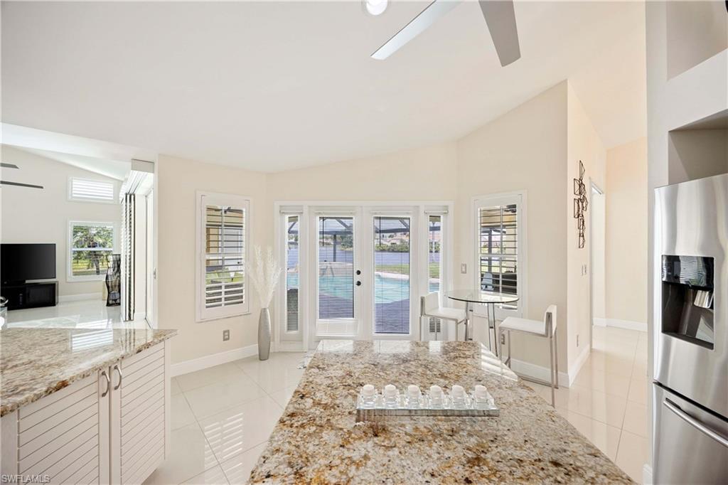 VANDERBILT LAKES - Residential