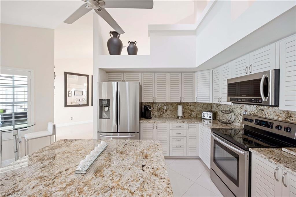 VANDERBILT LAKES - Residential