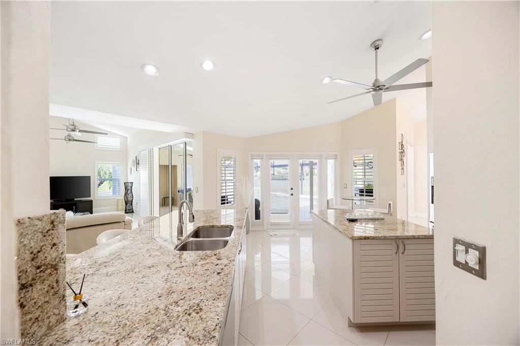 VANDERBILT LAKES - Residential