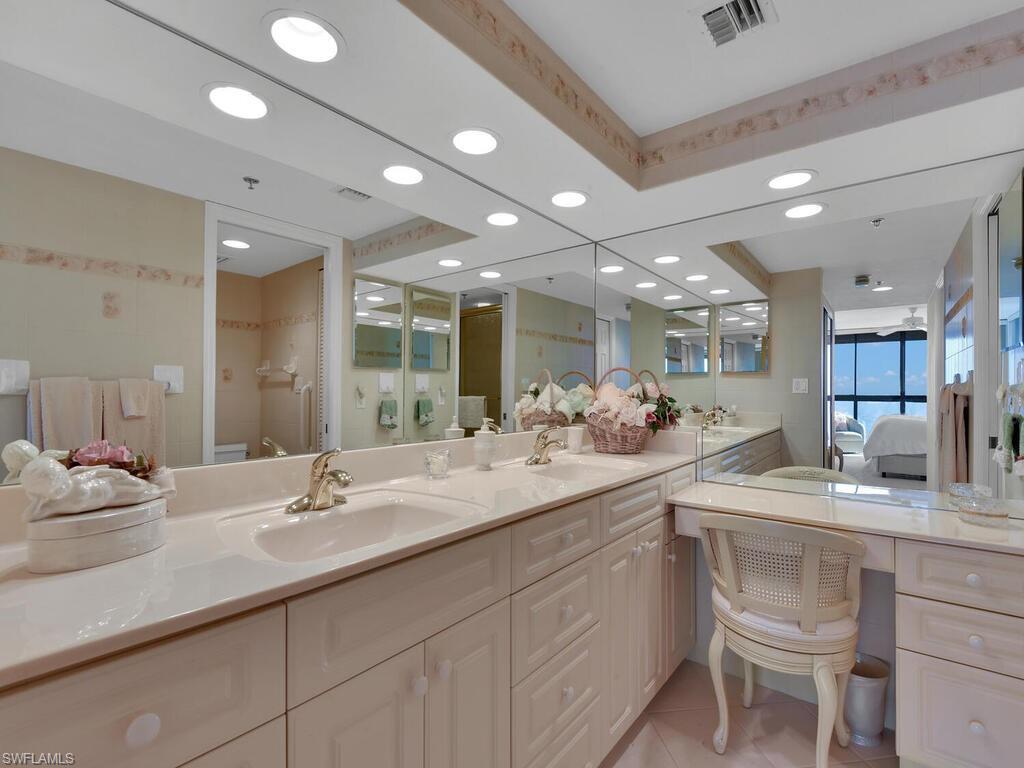 BAY HARBOR CLUB CONDO - Residential