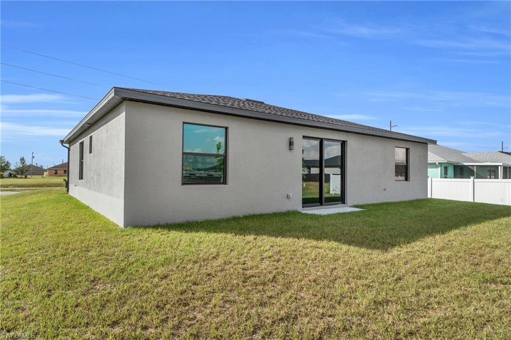 CAPE CORAL - Residential
