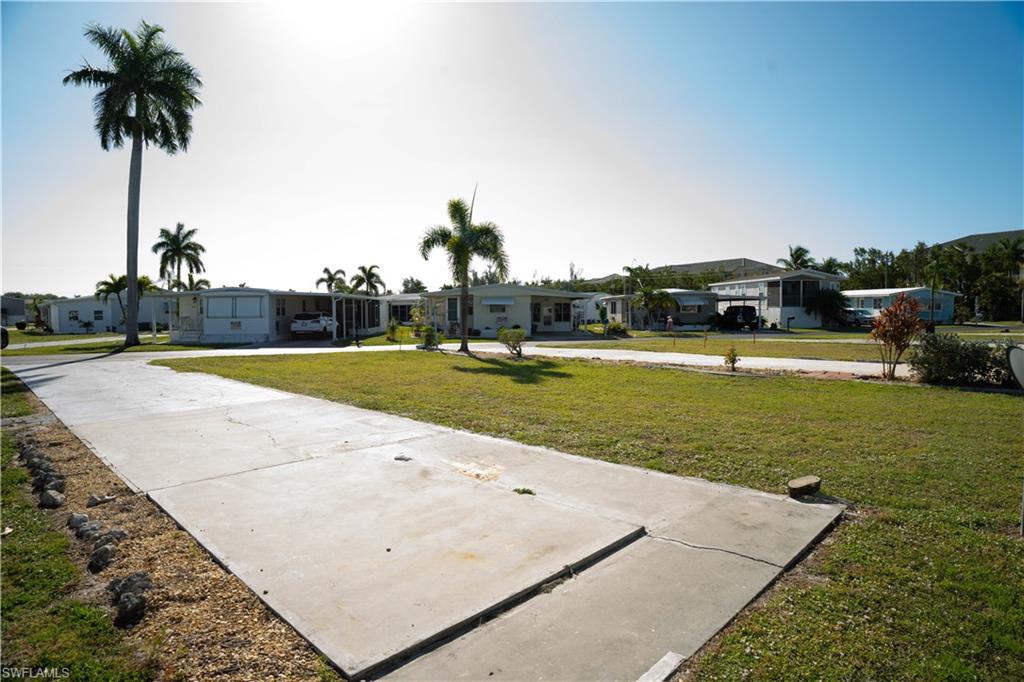 THUNDERBIRD MOBILE HOMES - Land