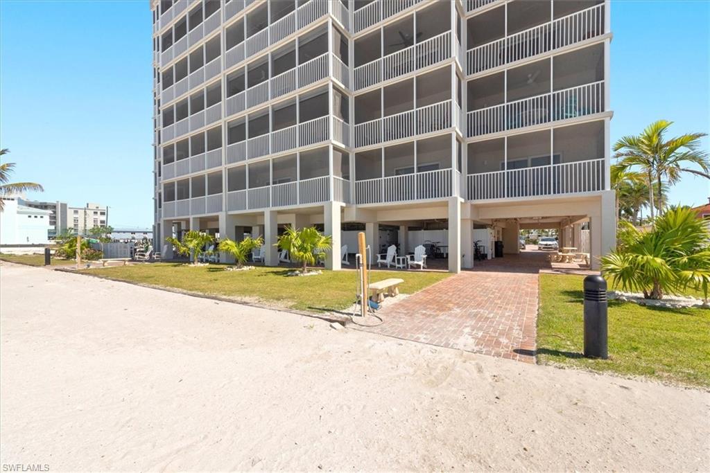 GATEWAY VILLAS - Residential