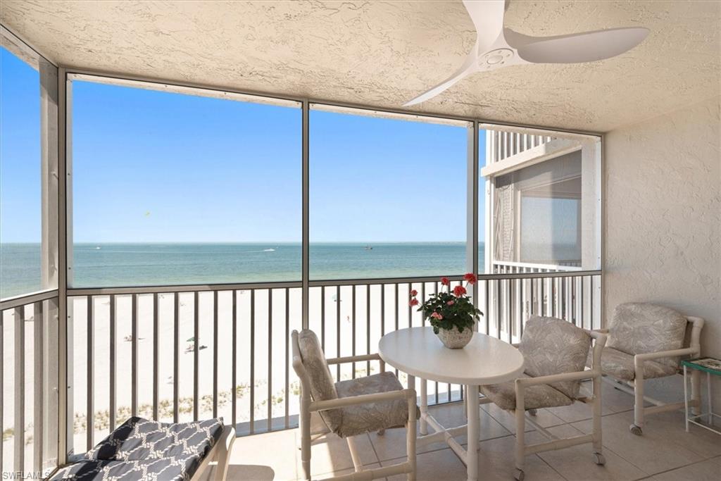 GATEWAY VILLAS - Residential