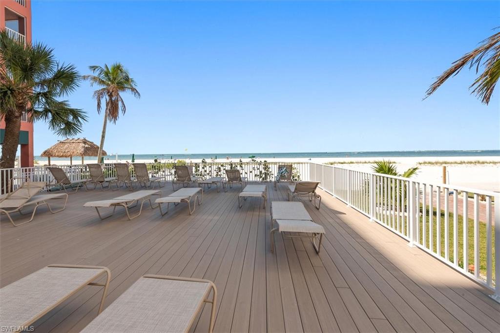 GATEWAY VILLAS - Residential