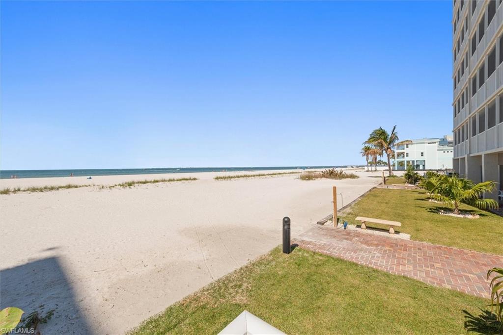 GATEWAY VILLAS - Residential