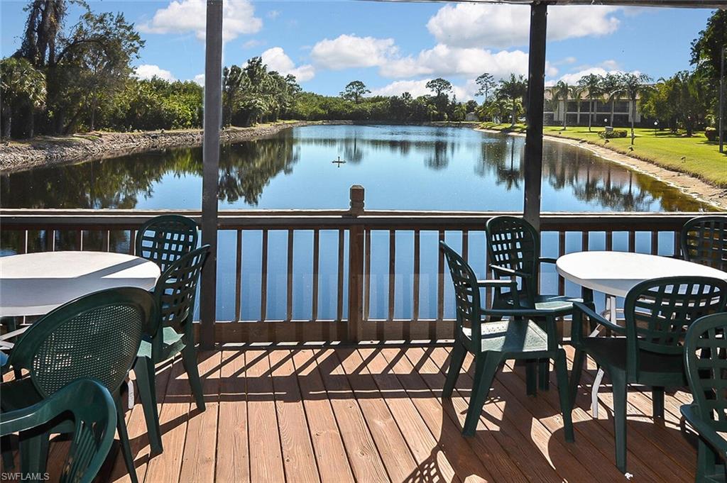 FOXMOOR LAKES - Residential