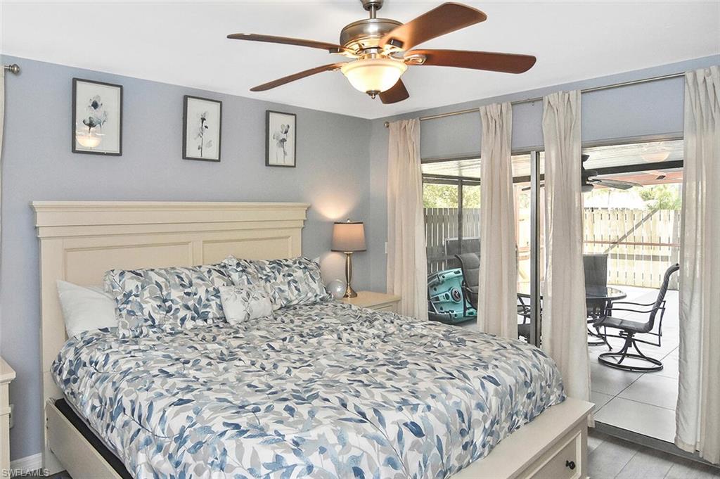 FOXMOOR LAKES - Residential