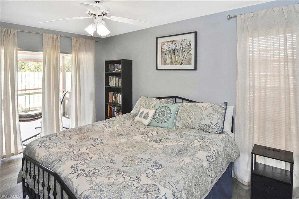 FOXMOOR LAKES - Residential