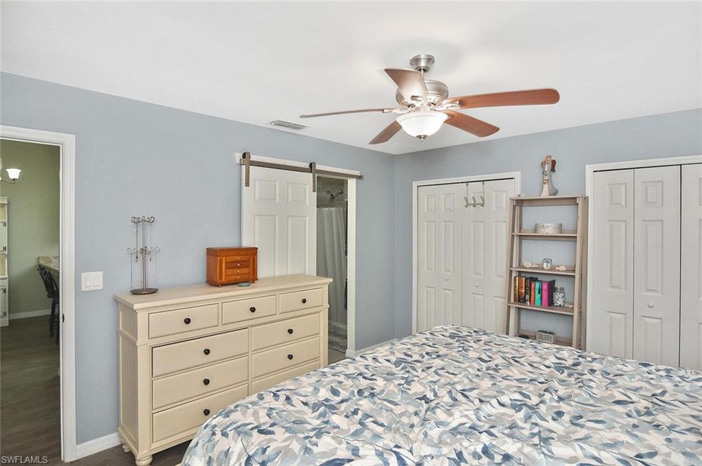 FOXMOOR LAKES - Residential