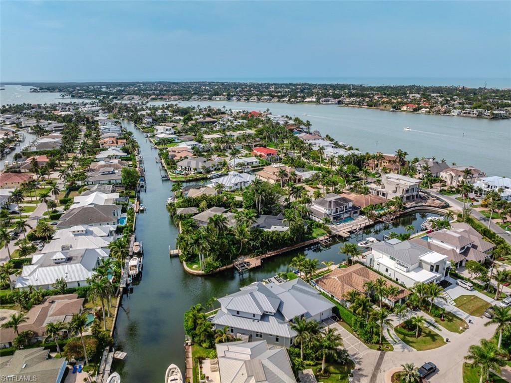 ROYAL HARBOR - Residential