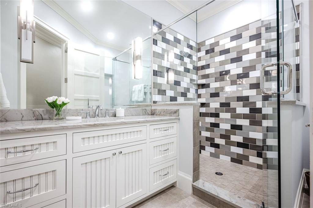 ROYAL HARBOR - Residential