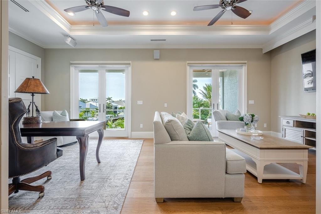 ROYAL HARBOR - Residential