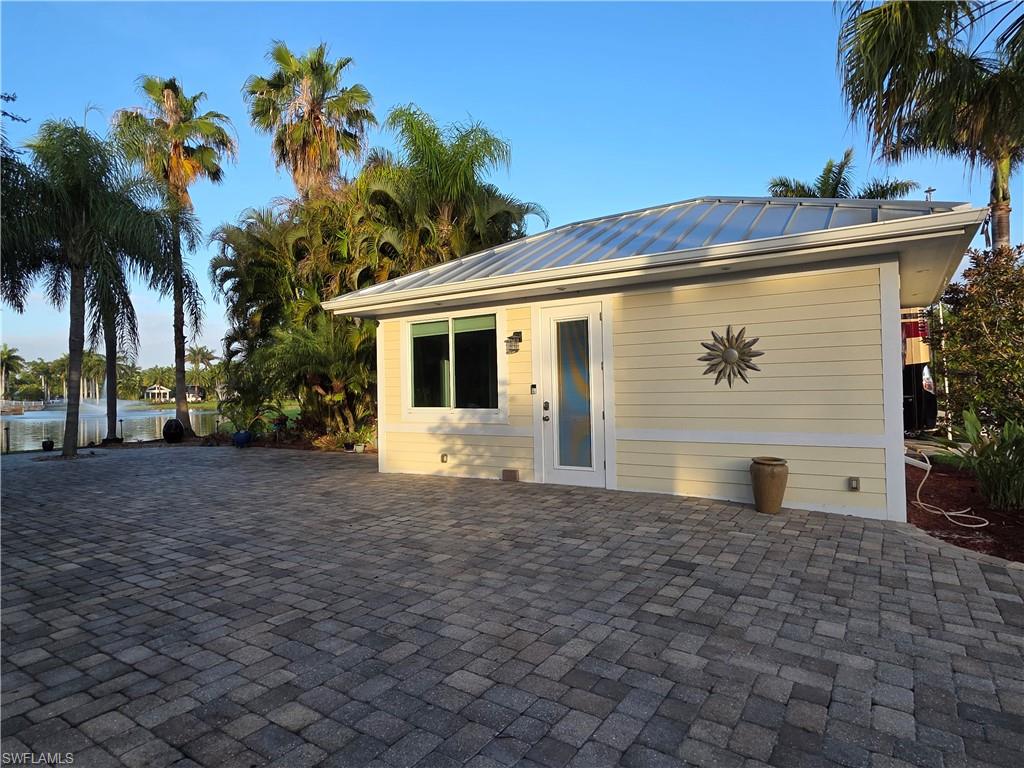 RIVERBEND MOTORCOACH RESORT - Land