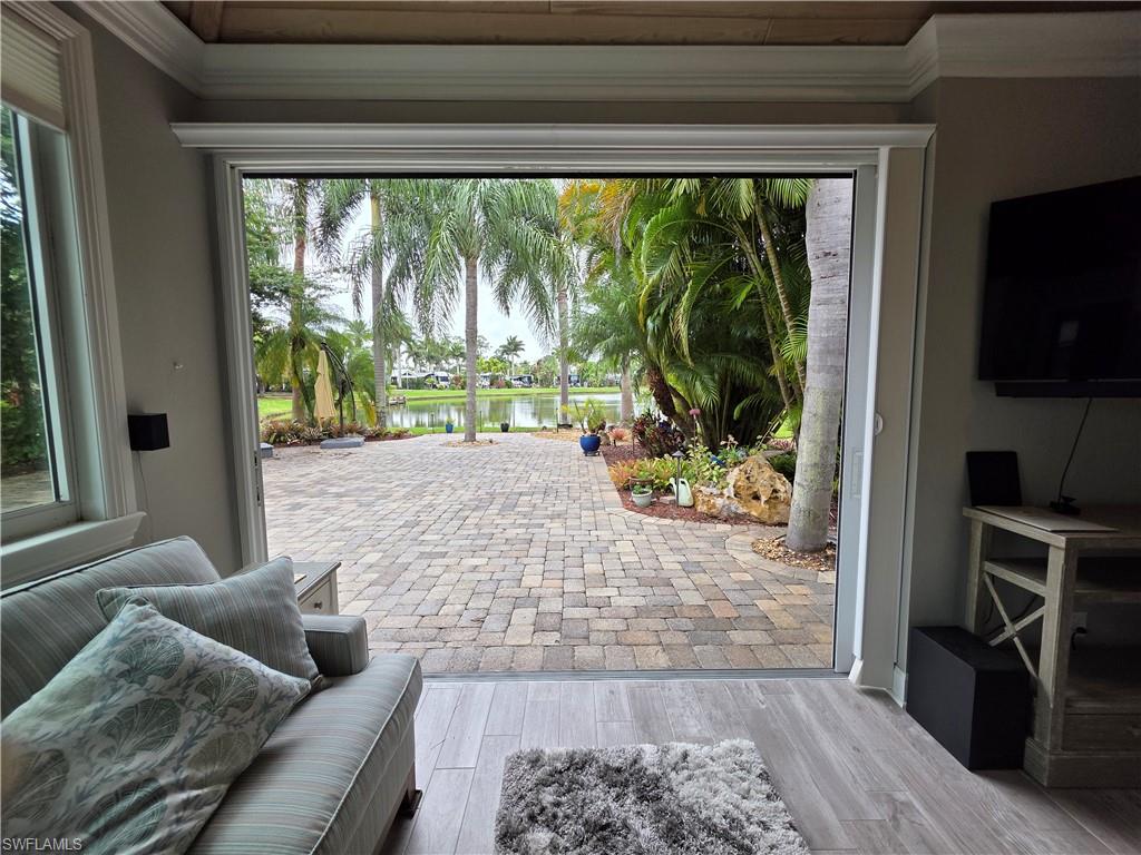 RIVERBEND MOTORCOACH RESORT - Land