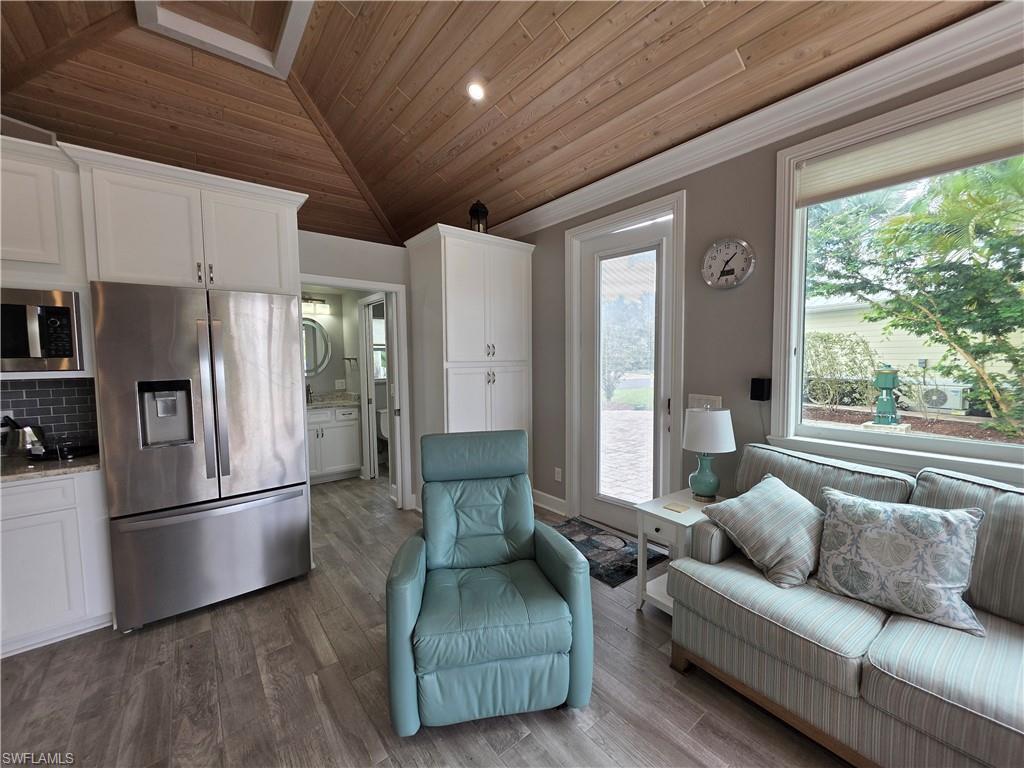 RIVERBEND MOTORCOACH RESORT - Land