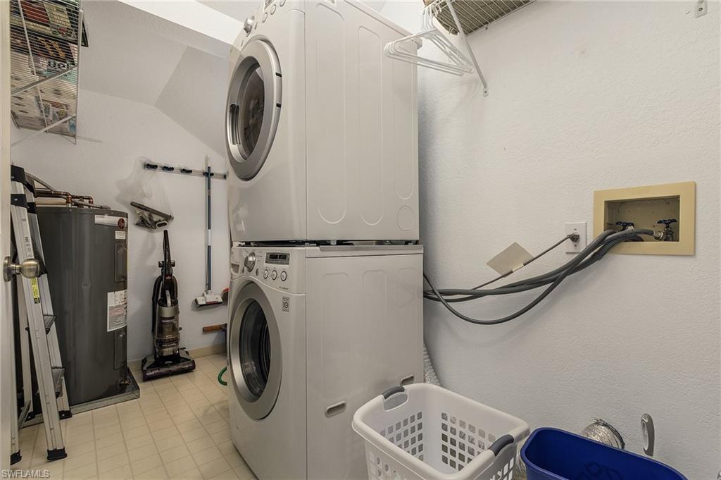 SUMMERWIND - Residential