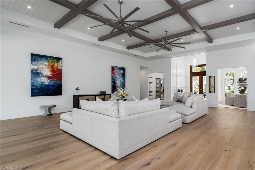 PARK SHORE - Residential