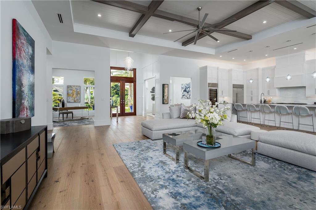 PARK SHORE - Residential