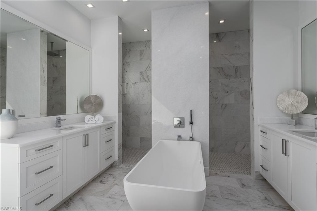 PARK SHORE - Residential