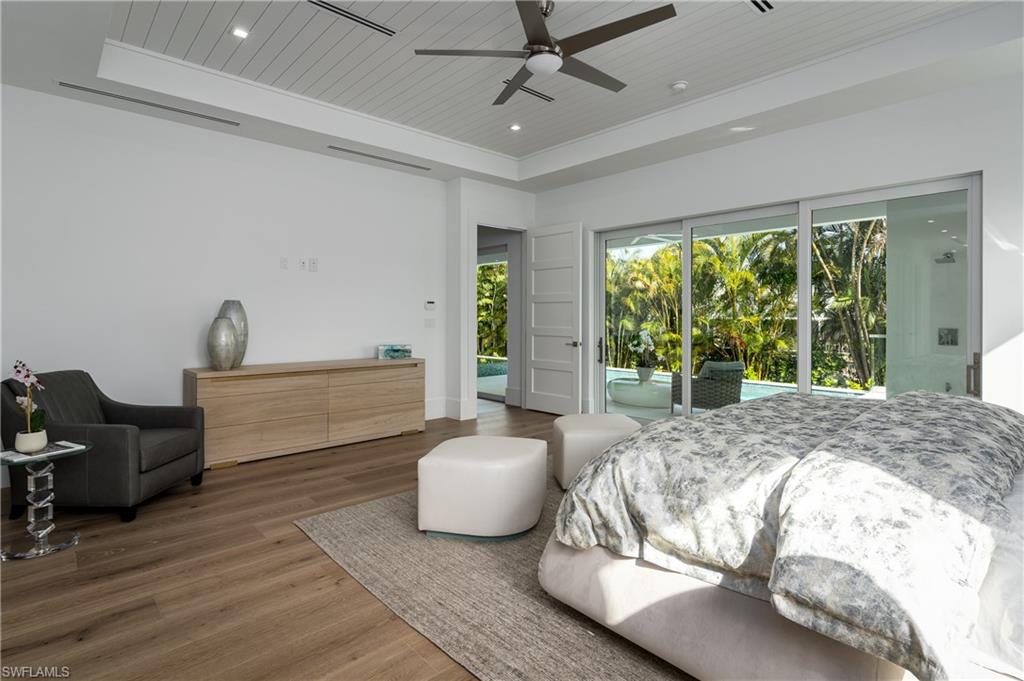 PARK SHORE - Residential