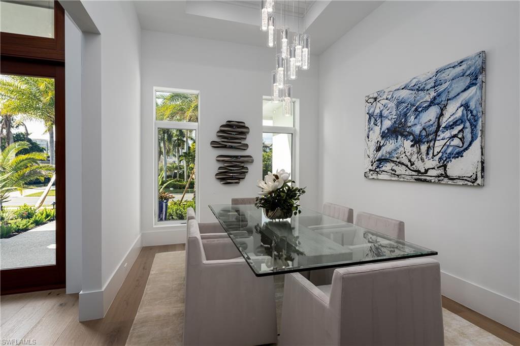 PARK SHORE - Residential