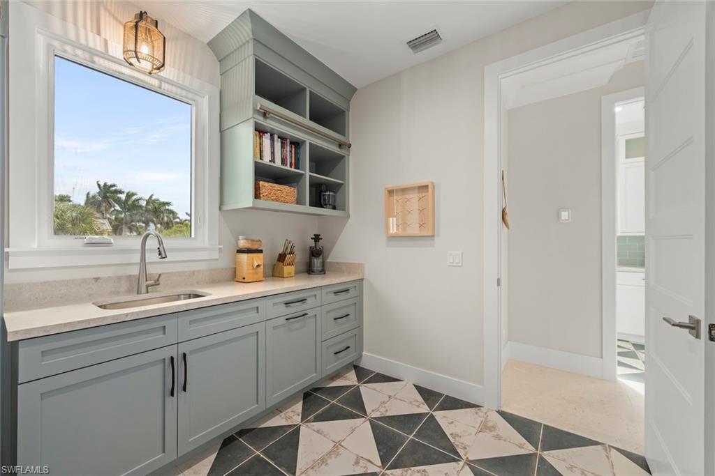 BEACHVIEW COUNTRY CLUB ESTATES - Residential