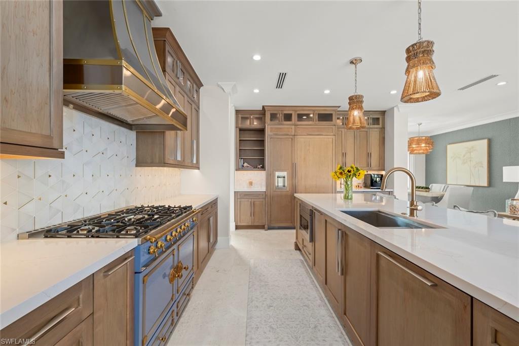 BEACHVIEW COUNTRY CLUB ESTATES - Residential