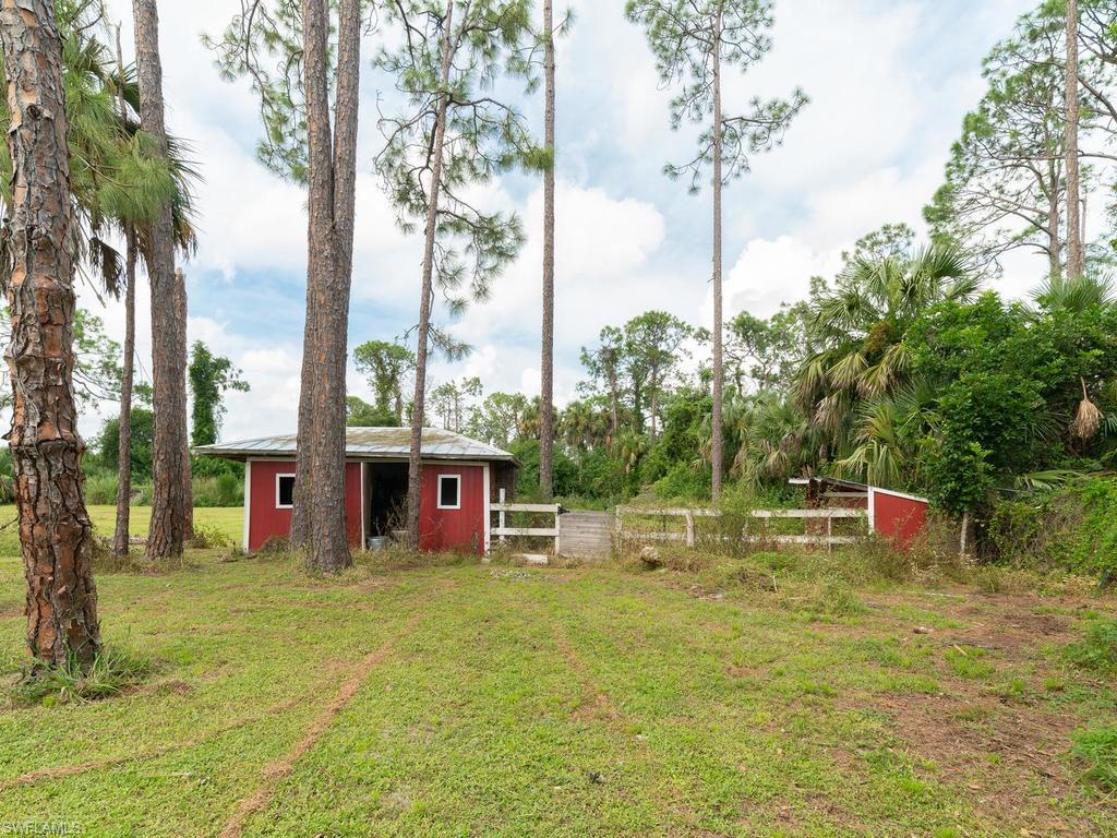 GOLDEN GATE ESTATES - Residential