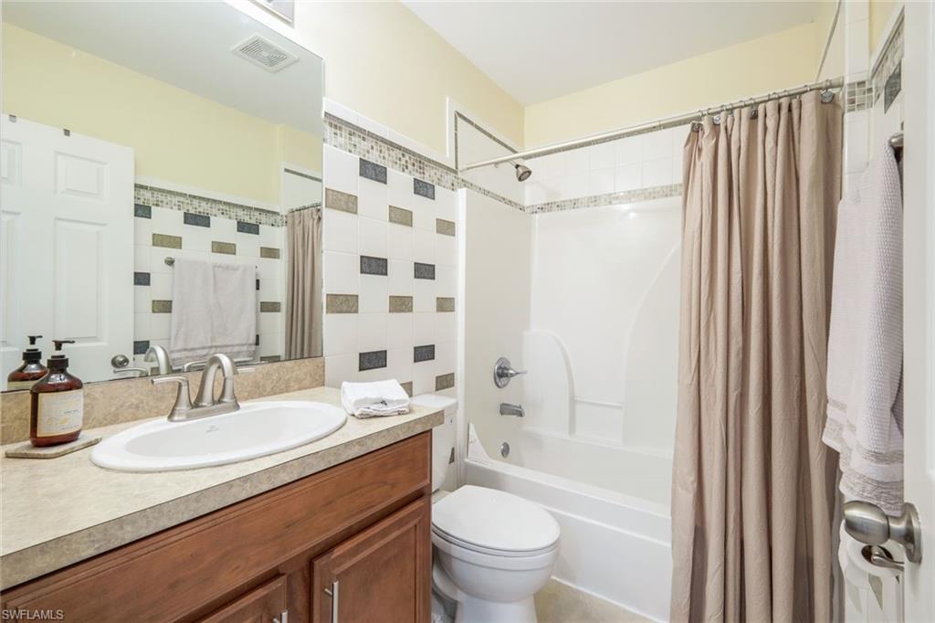 PROMENADE EAST - Residential